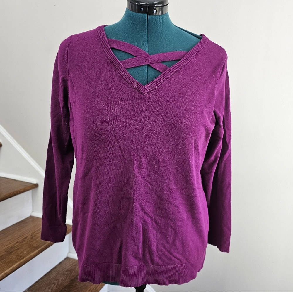 2X Torrid Fuchsia Pullover Sweater W/V-Neck & Crisscross Detail